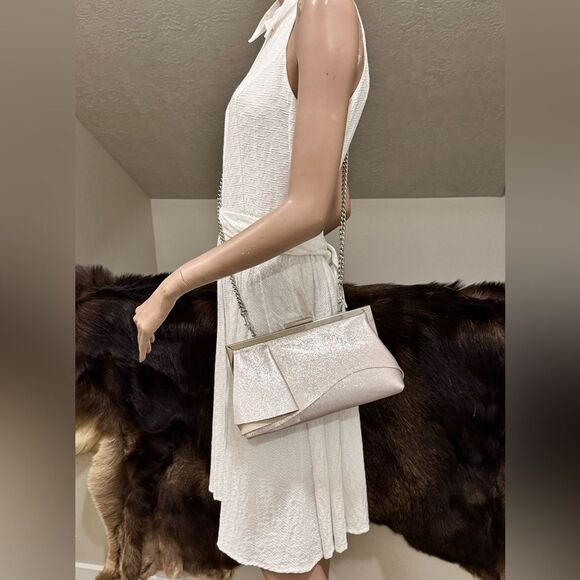 Metallic Pink Leather Handmade Asymmetrical Ruffles, Push Lock Clutch/Crossbody - Picture 10 of 14